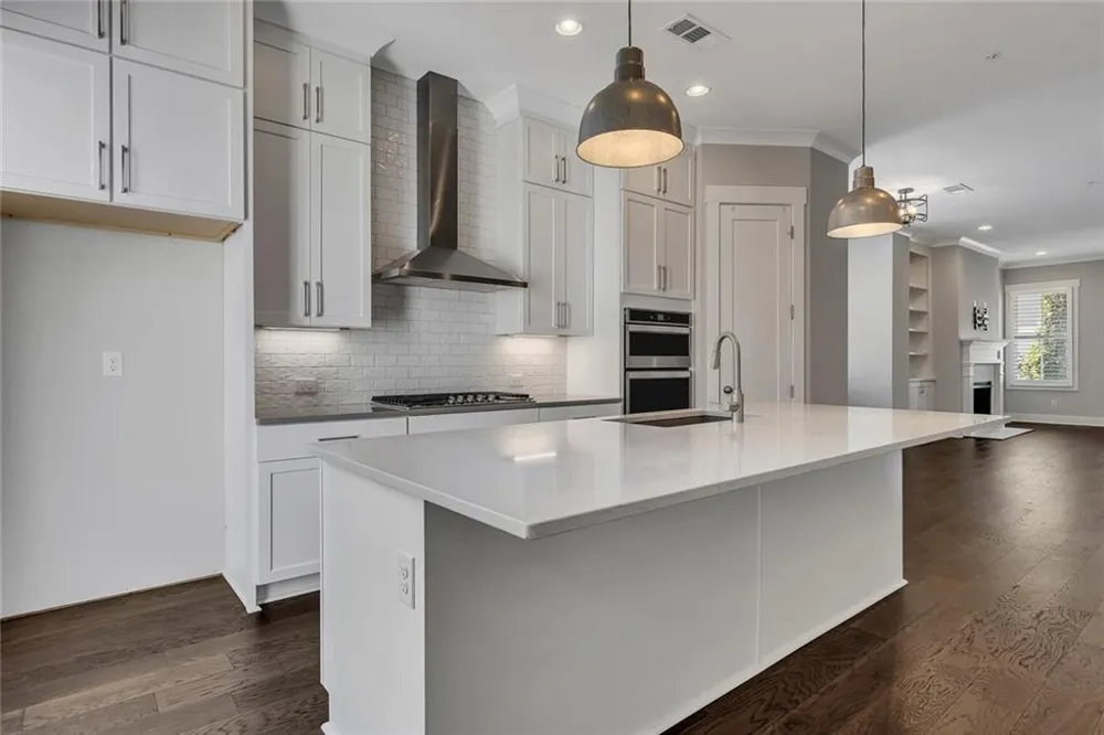 308 Dawson Drive Woodstock, GA 30188