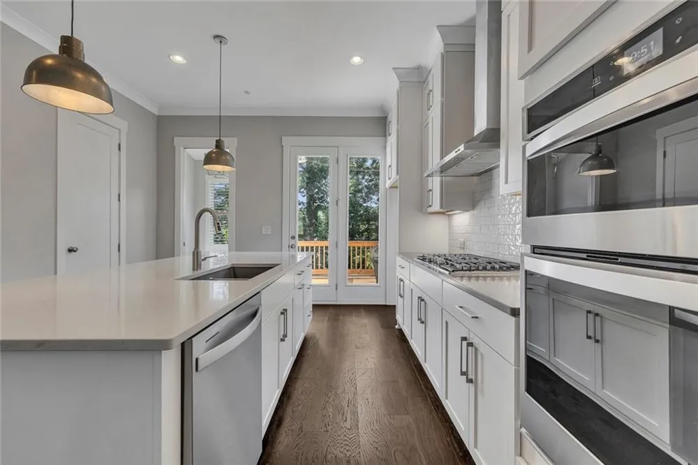 308 Dawson Drive Woodstock, GA 30188