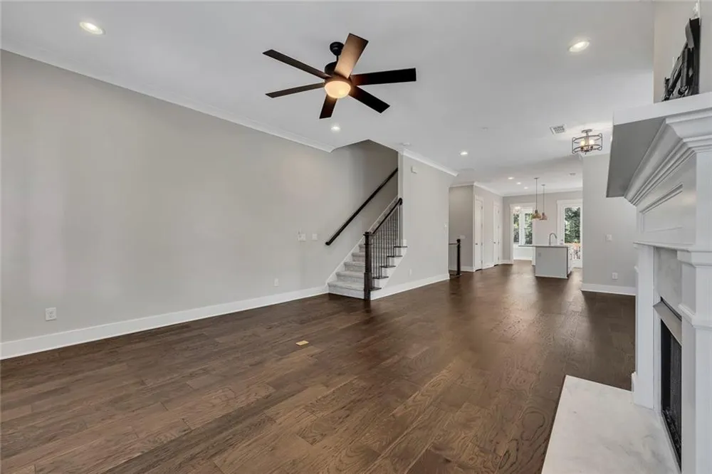 308 Dawson Drive Woodstock, GA 30188