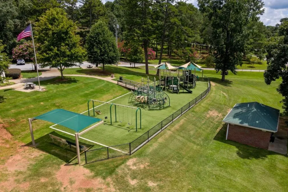 174 Eagles Crest Drive Commerce, GA 30529