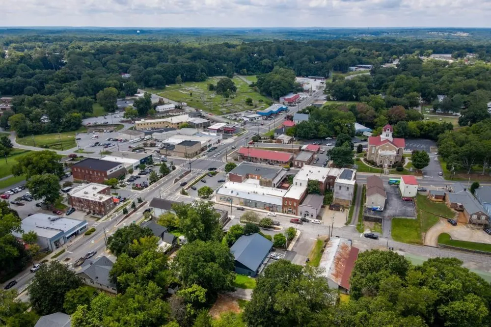 174 Eagles Crest Drive Commerce, GA 30529