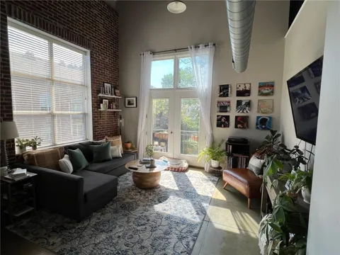 445 Sessions Street NW #2211