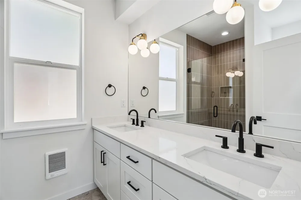 1516 NE 147th Street Shoreline, WA 98155