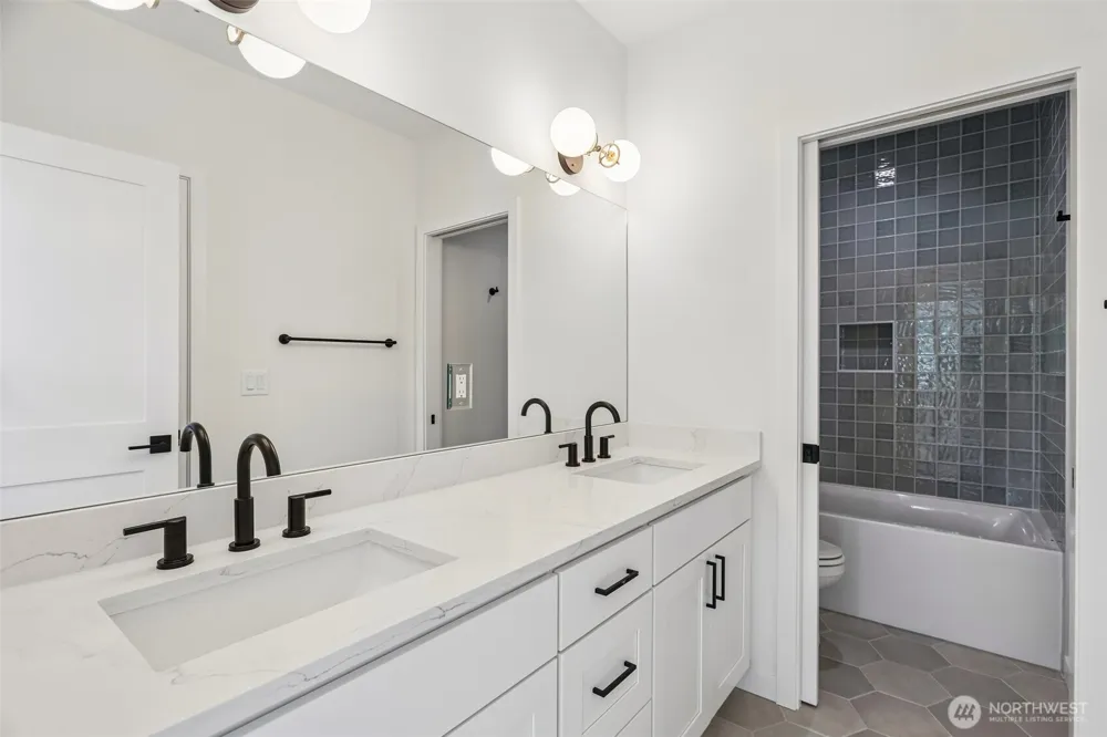1516 NE 147th Street Shoreline, WA 98155