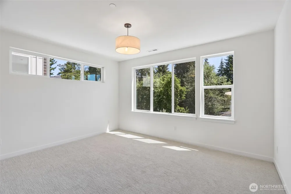 1516 NE 147th Street Shoreline, WA 98155