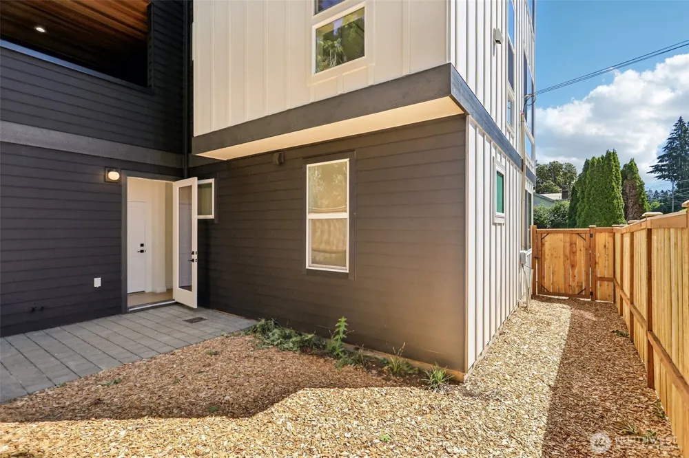1516 NE 147th Street Shoreline, WA 98155