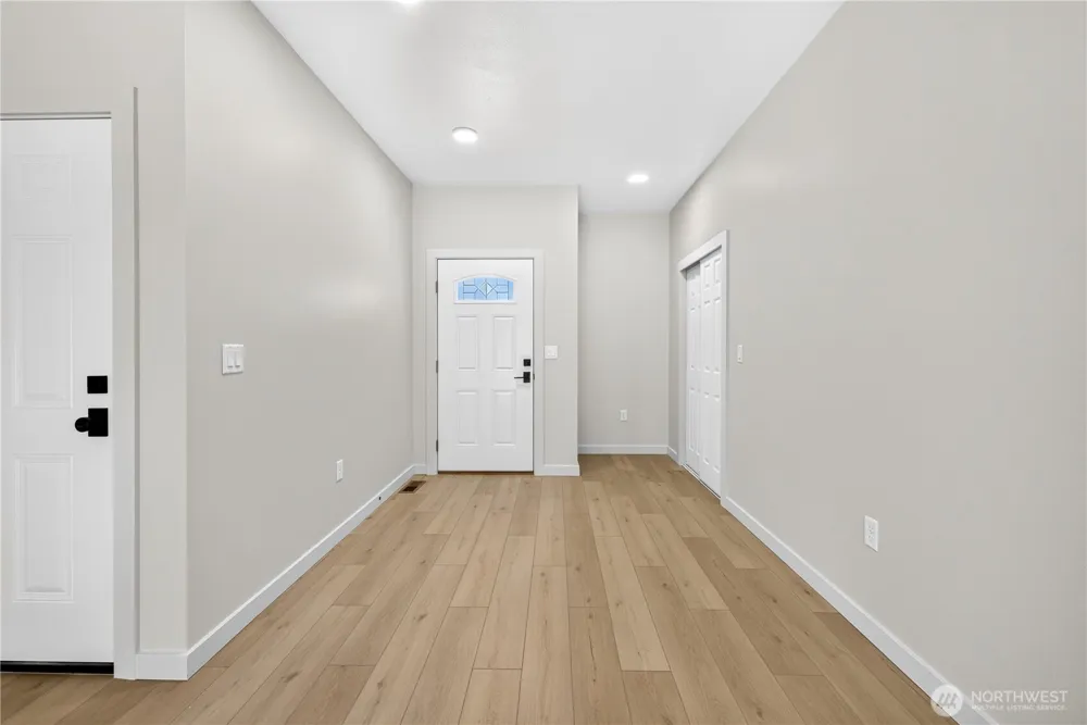 309 Olivia Street Sunnyside, WA 98944