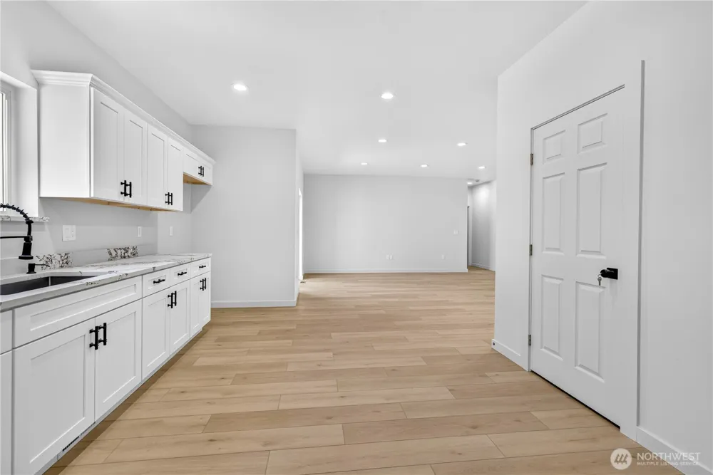 309 Olivia Street Sunnyside, WA 98944