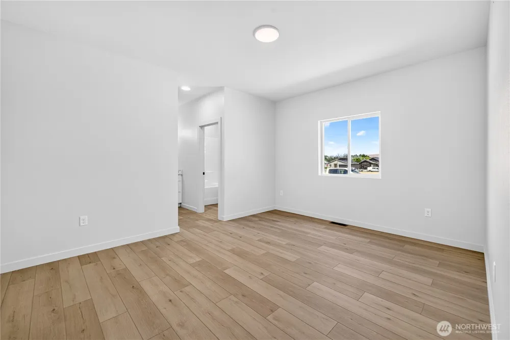 309 Olivia Street Sunnyside, WA 98944