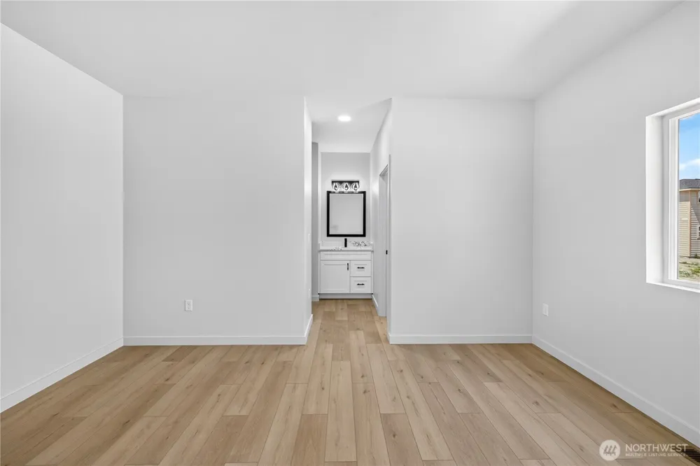 309 Olivia Street Sunnyside, WA 98944