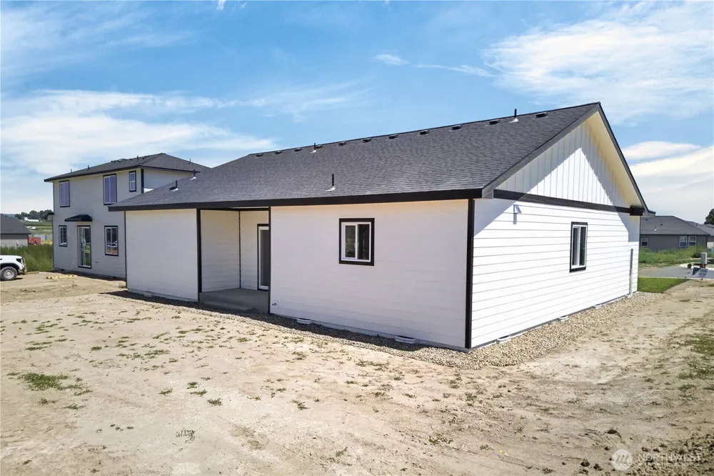 309 Olivia Street Sunnyside, WA 98944