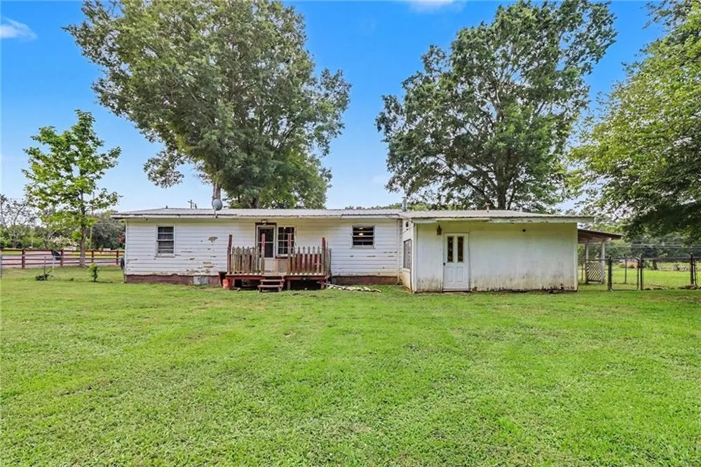 381 River Bend Road SW Plainville, GA 30733
