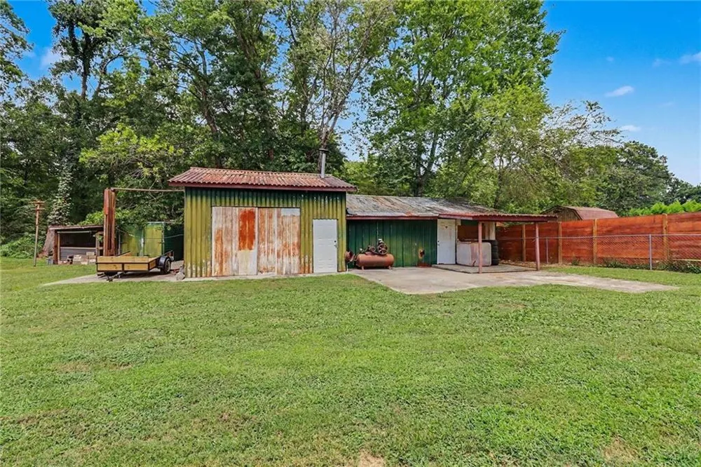 381 River Bend Road SW Plainville, GA 30733