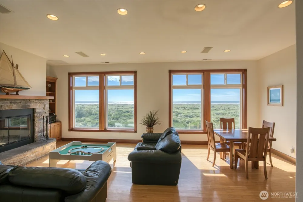 126 Dunes Lane Ocean City, WA 98569