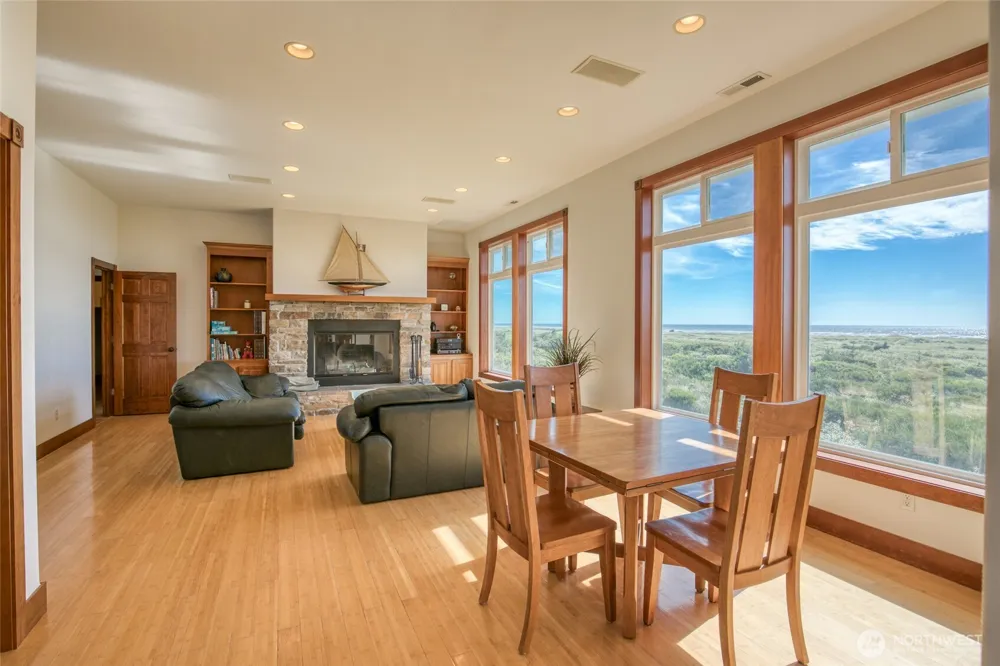 126 Dunes Lane Ocean City, WA 98569