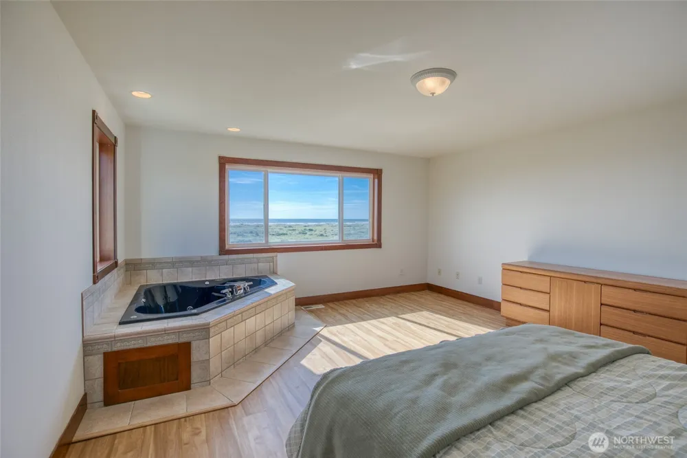 126 Dunes Lane Ocean City, WA 98569