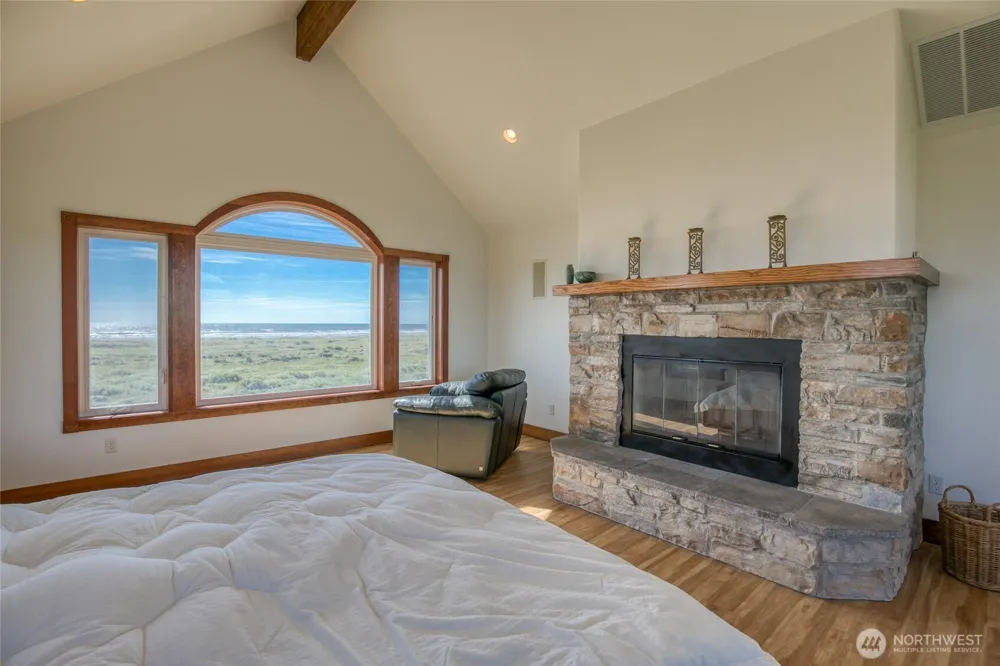 126 Dunes Lane Ocean City, WA 98569