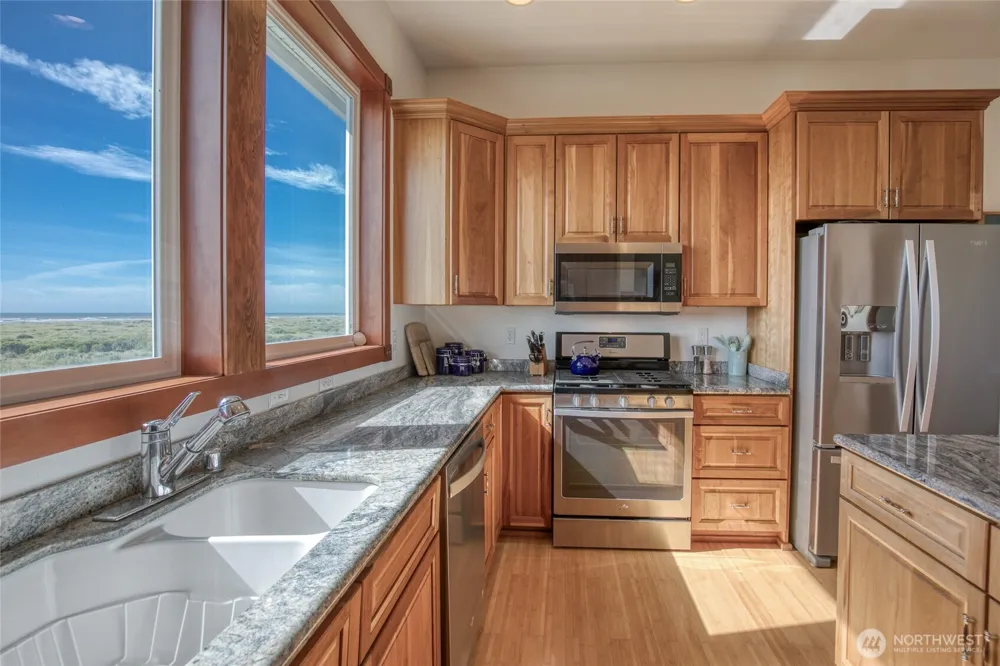126 Dunes Lane Ocean City, WA 98569