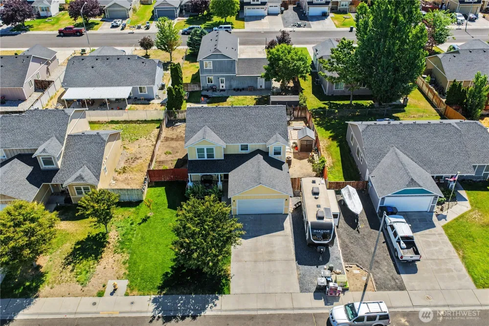 517 Kentucky Drive Moses Lake, WA 98837