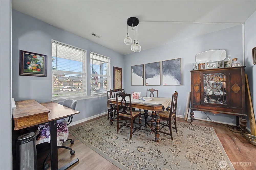 517 Kentucky Drive Moses Lake, WA 98837