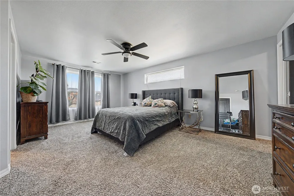 517 Kentucky Drive Moses Lake, WA 98837