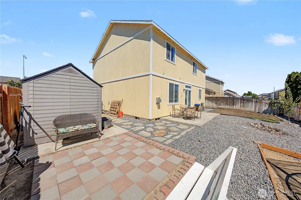 517 Kentucky Drive Moses Lake, WA 98837
