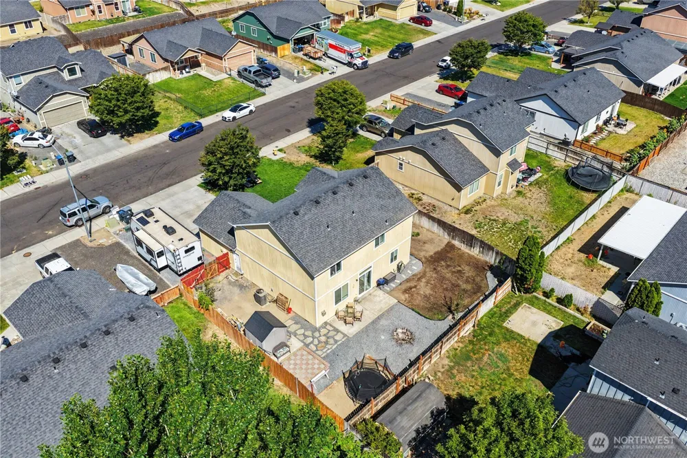 517 Kentucky Drive Moses Lake, WA 98837