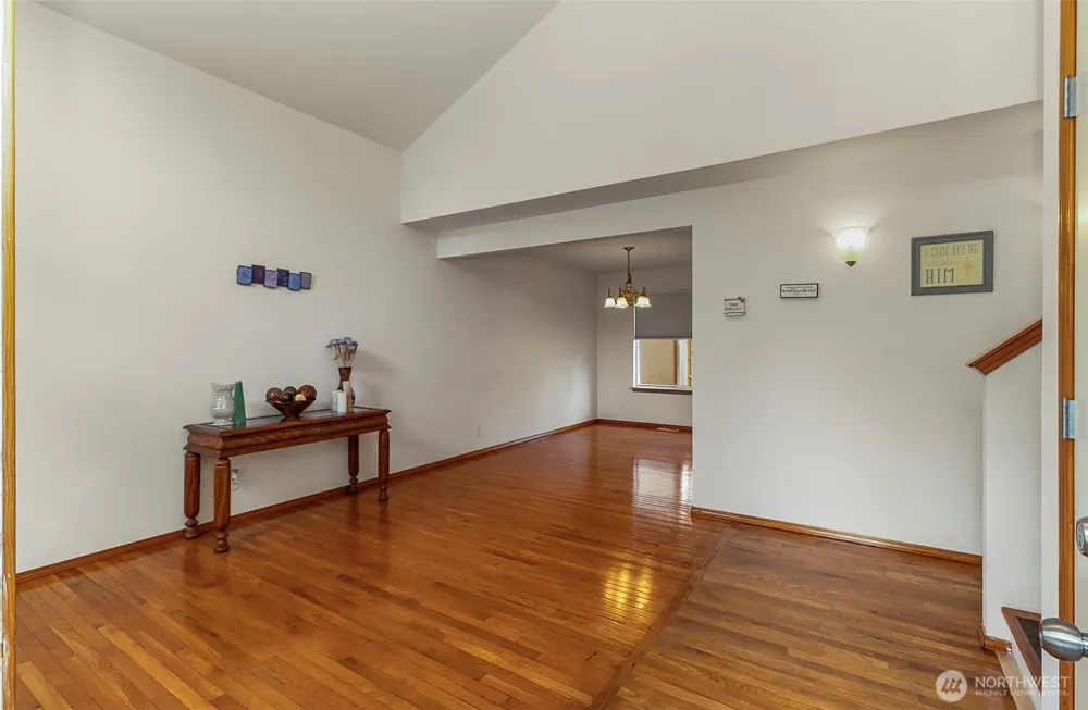 25 166th Place SE Mill Creek, WA 98012