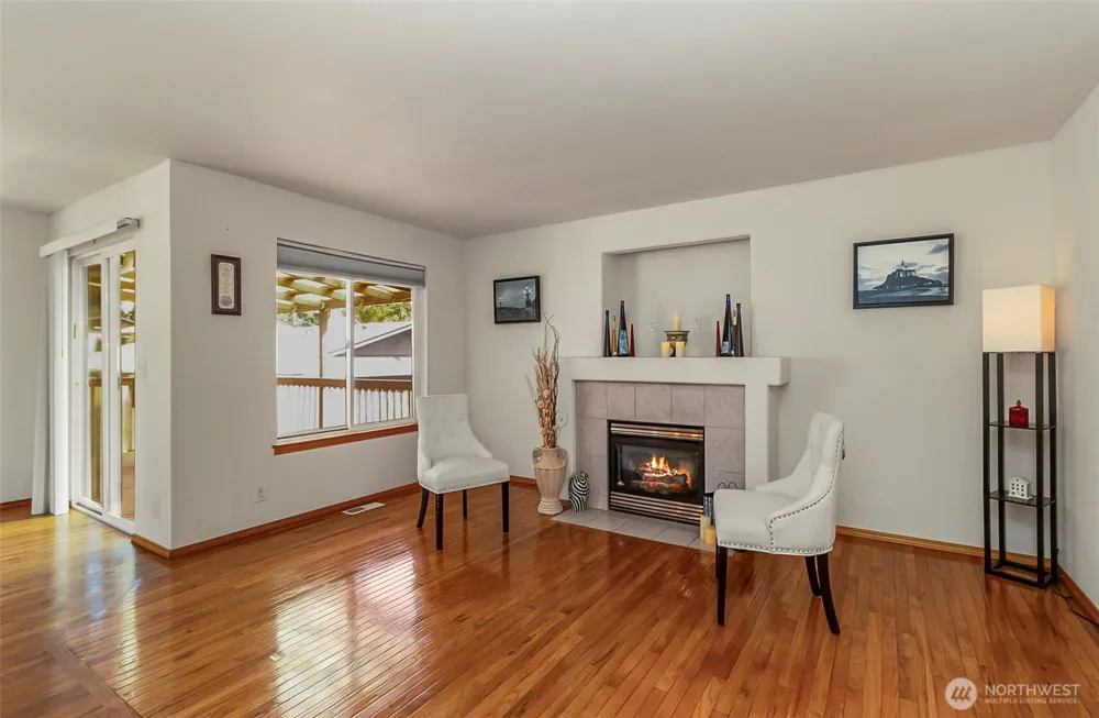 25 166th Place SE Mill Creek, WA 98012