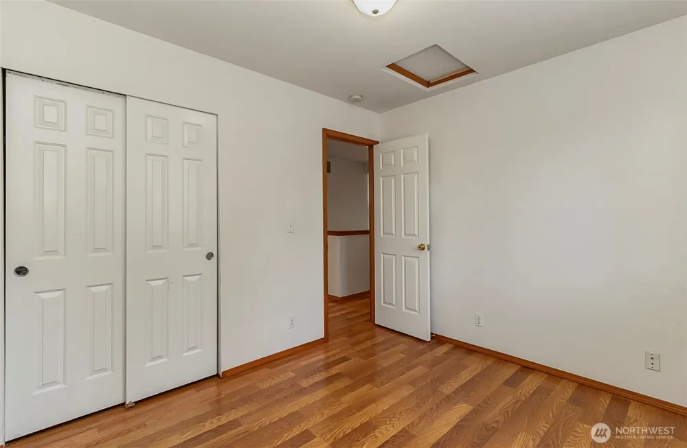 25 166th Place SE Mill Creek, WA 98012
