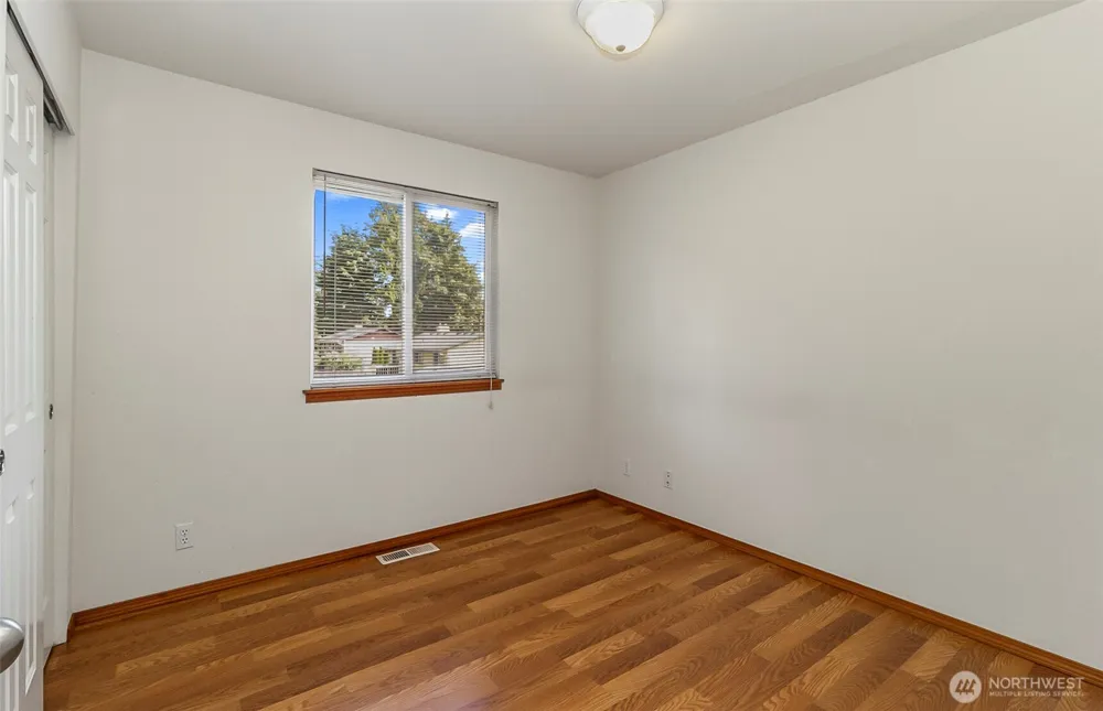 25 166th Place SE Mill Creek, WA 98012