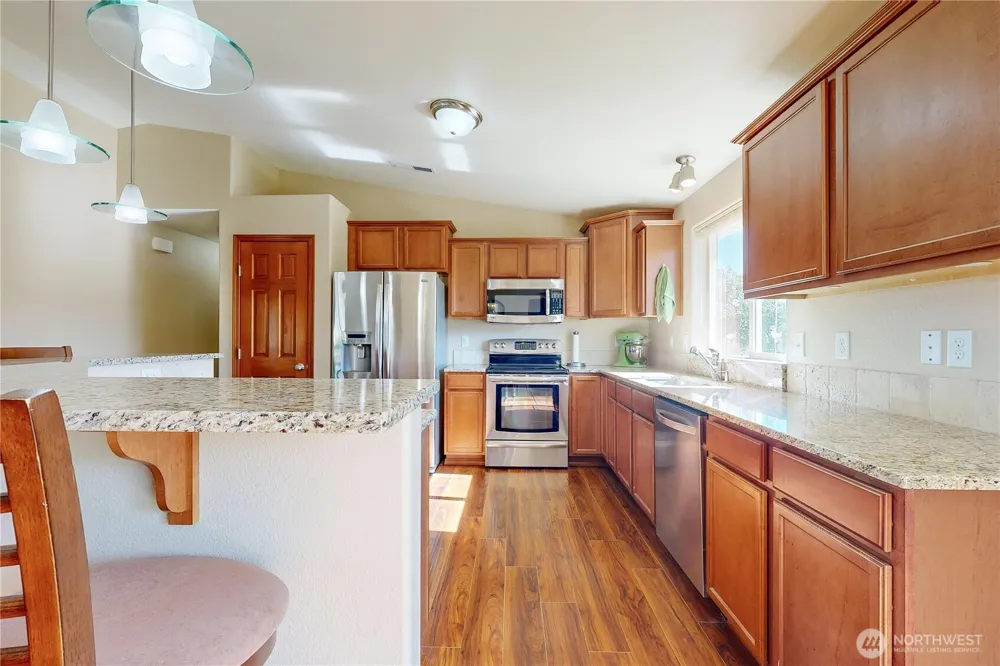 107 S Hill Street Weston, OR 97886