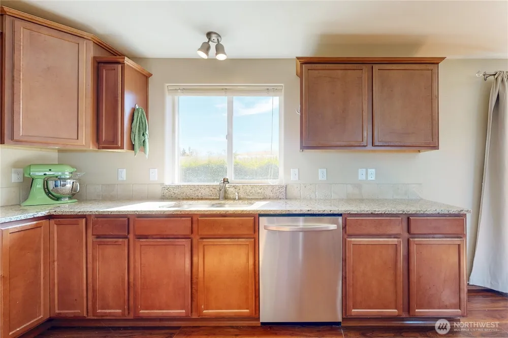 107 S Hill Street Weston, OR 97886