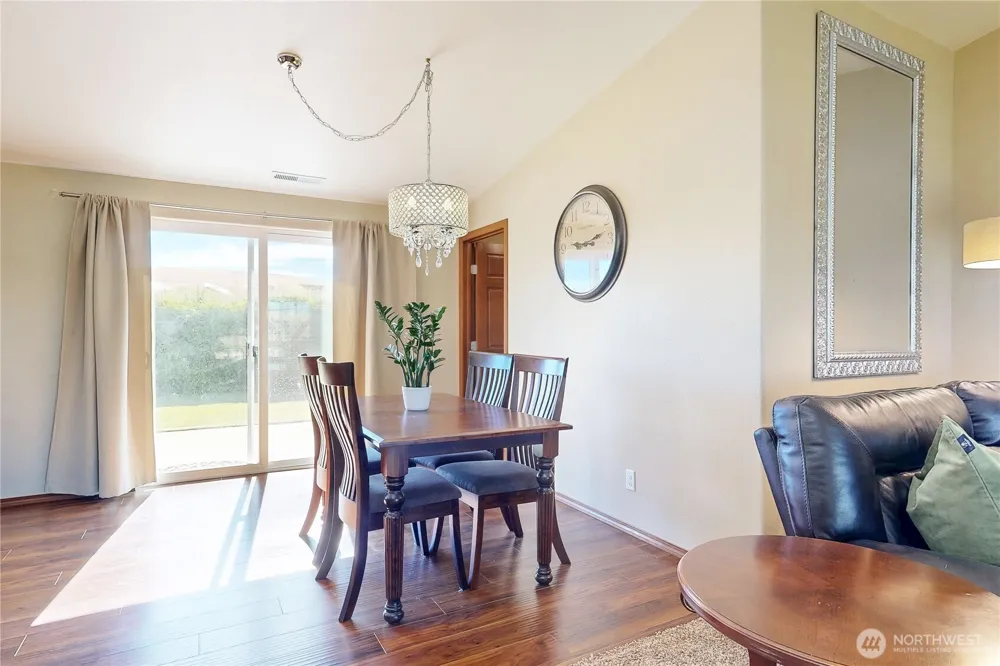 107 S Hill Street Weston, OR 97886