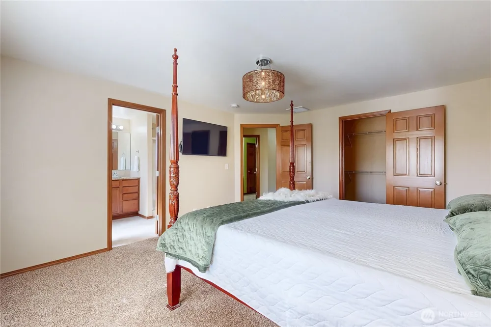 107 S Hill Street Weston, OR 97886