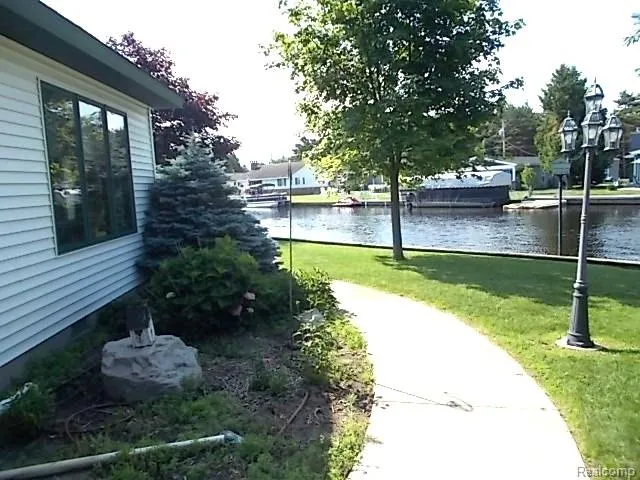119 Pocahontas Trail Denton Township, MI 48651