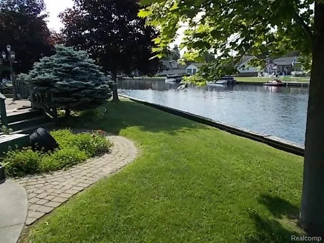 119 Pocahontas Trail Denton Township, MI 48651