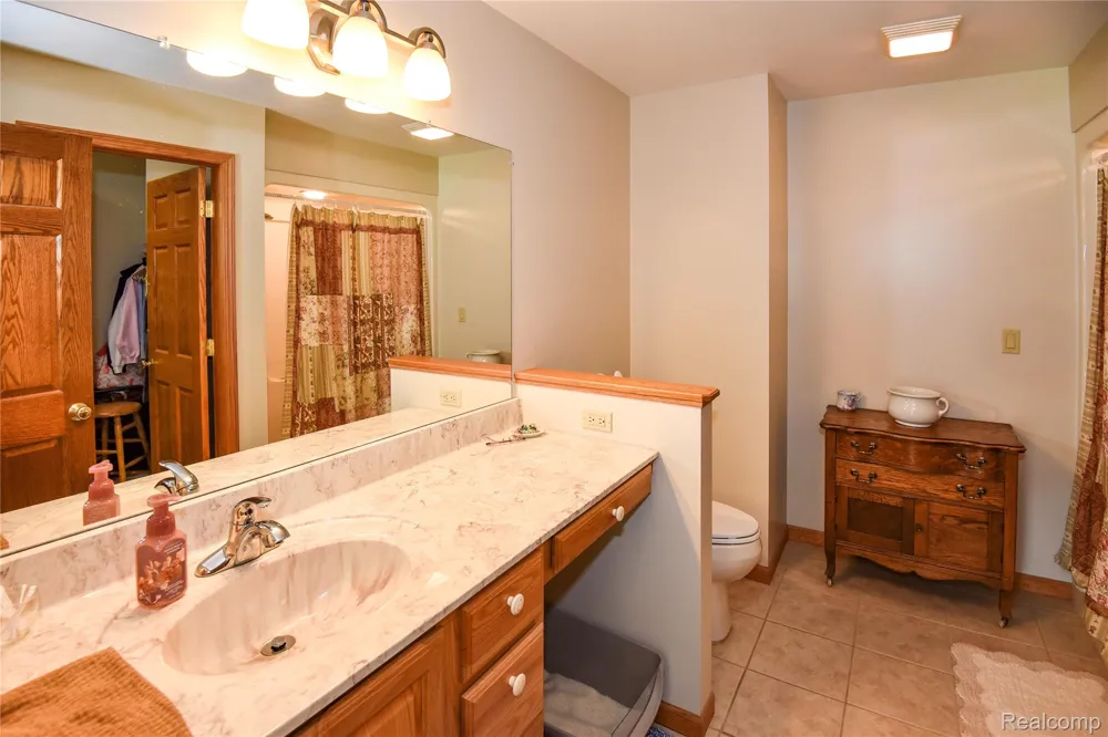 119 Pocahontas Trail Denton Township, MI 48651