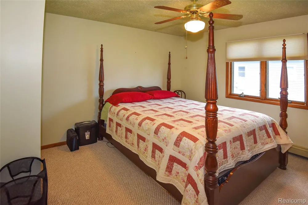 119 Pocahontas Trail Denton Township, MI 48651