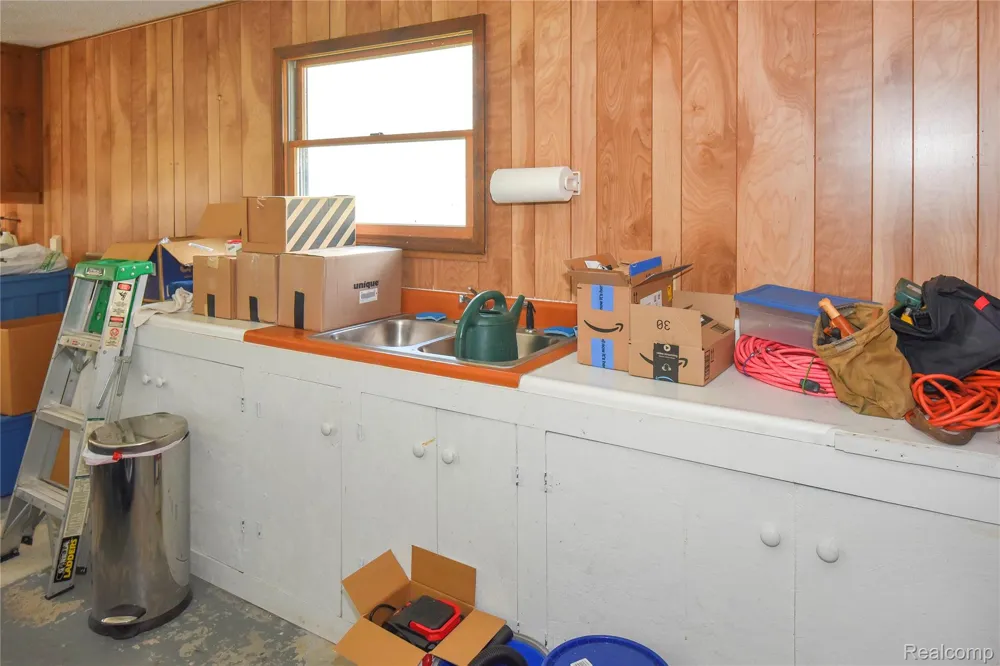 119 Pocahontas Trail Denton Township, MI 48651