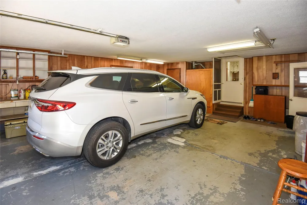 119 Pocahontas Trail Denton Township, MI 48651