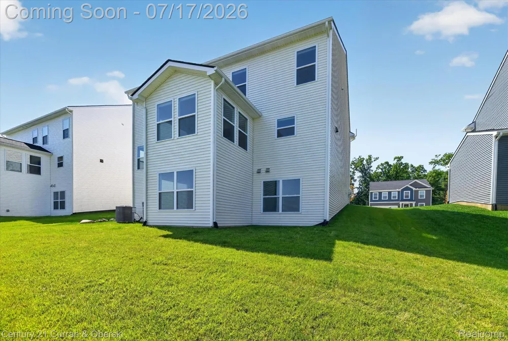 8404 Capstone Drive White Lake Charter Township, MI 48386