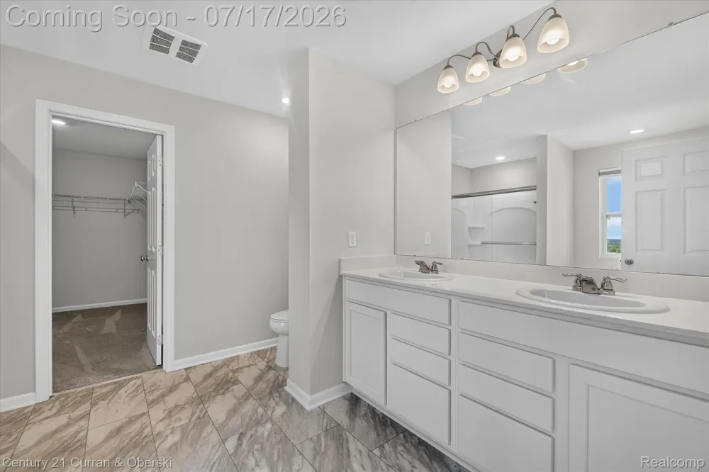 8404 Capstone Drive White Lake Charter Township, MI 48386