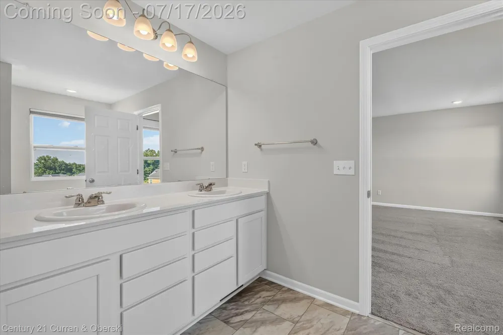 8404 Capstone Drive White Lake Charter Township, MI 48386