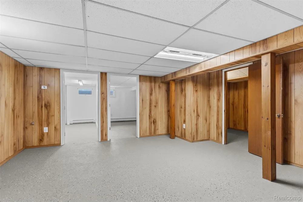 7313 River Road Flushing Charter Township, MI 48433