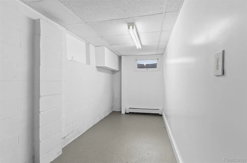 7313 River Road Flushing Charter Township, MI 48433