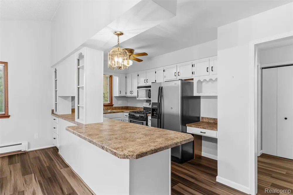 7313 River Road Flushing Charter Township, MI 48433