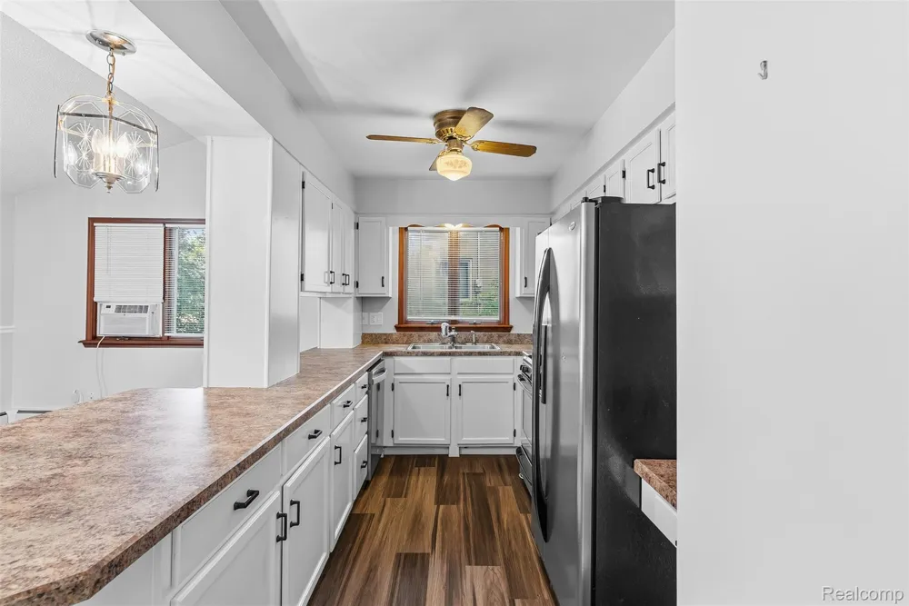 7313 River Road Flushing Charter Township, MI 48433