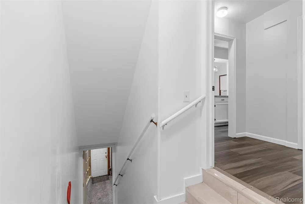 7313 River Road Flushing Charter Township, MI 48433