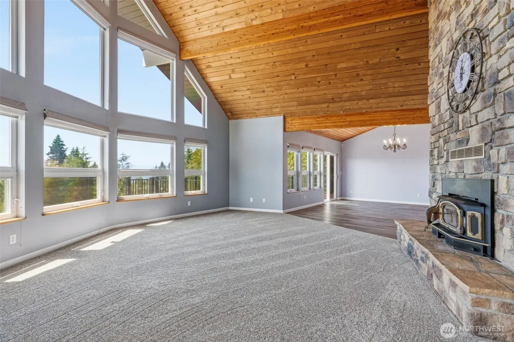 262 Bunker Hill Road Longview, WA 98632